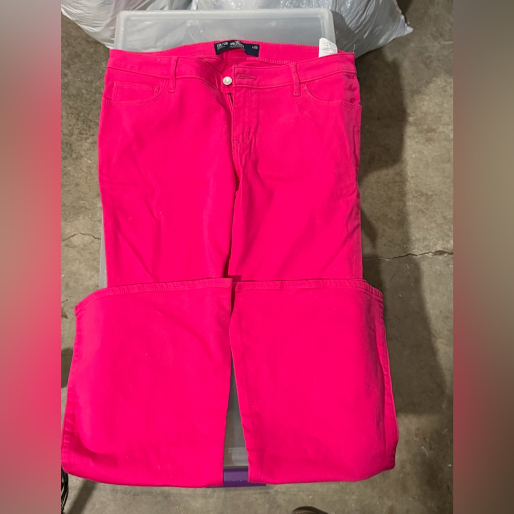 Hollister Bright Pink Jeans - Picture 2 of 4